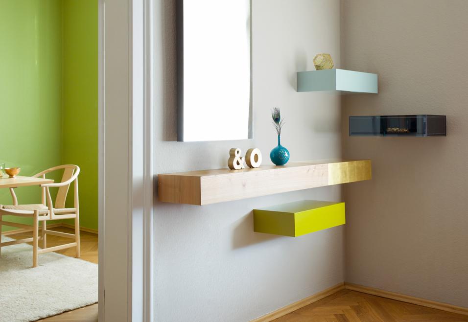 Sfruttare le pareti con mensole di design scaffali in for Corriere casa