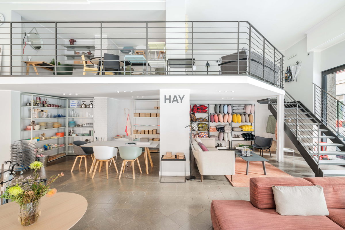 Hay a milano il primo negozio italiano apre da design for Design milano negozi