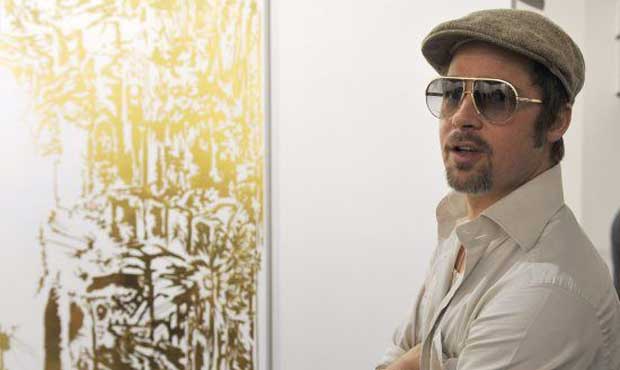 Brad Pitt ormai da anni frequenta le più importanti fiere e manifestazioni d'arte contemporanea internazionali