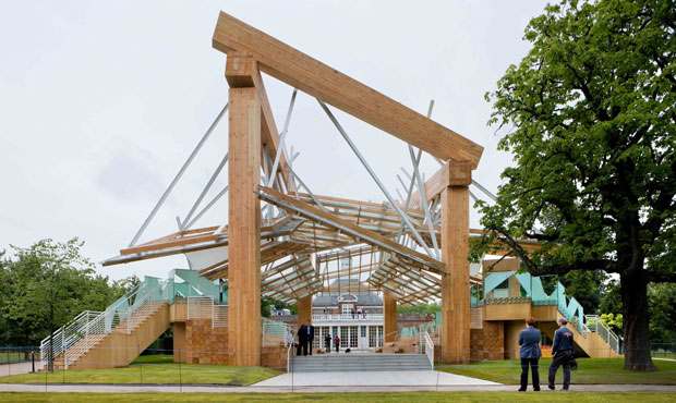 L'opera di Gehry ha una superficie di 526 metri quadrati