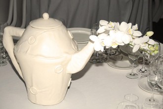 Soft teapot di Kiki Van Eijk