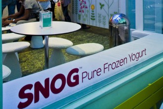 Il primo dei negozi britannici di Snog è firmato da Cinimod Studio in collaborazione con Studio Uribe