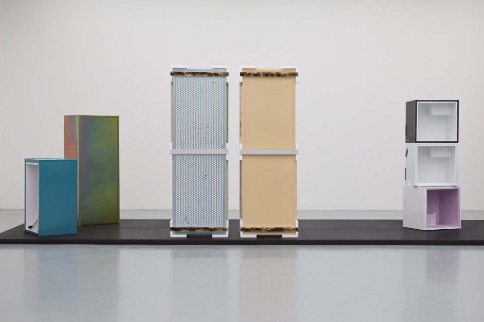 Magali Reus-Kestnergesellschaft 2014-Installation view a-300