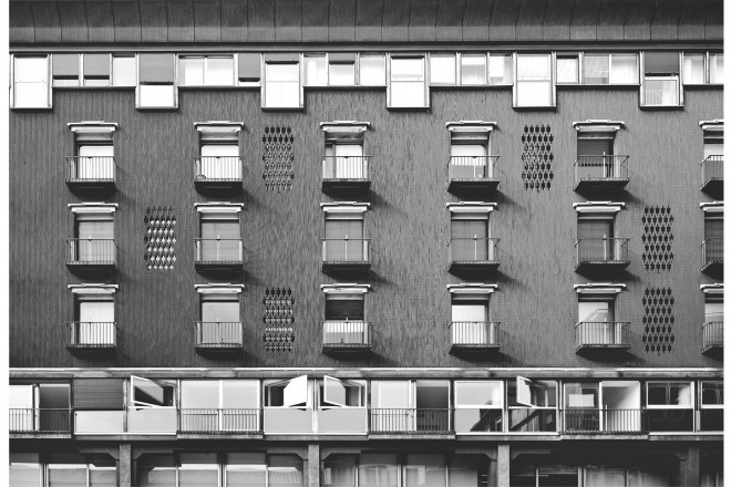 Complessi per uffici negozi e abitazioni in Corso Europa 1953 - 1966