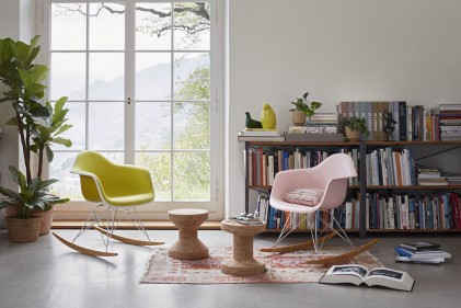 Rar Chair di Charles e Ray Eames per Vitra