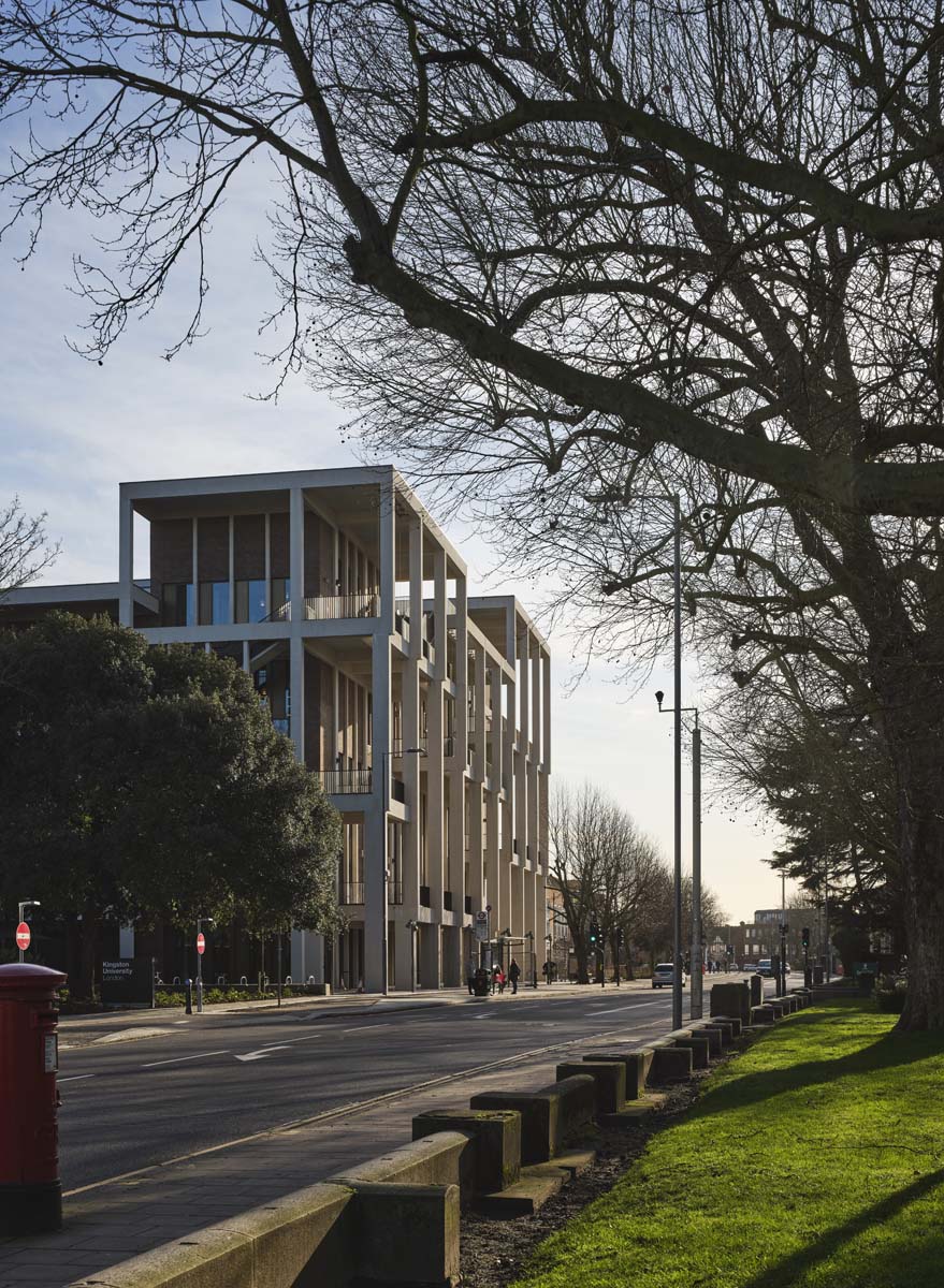 Kingston University London-Town House-Grafton Architects-foto©Dennis Gilbert-03