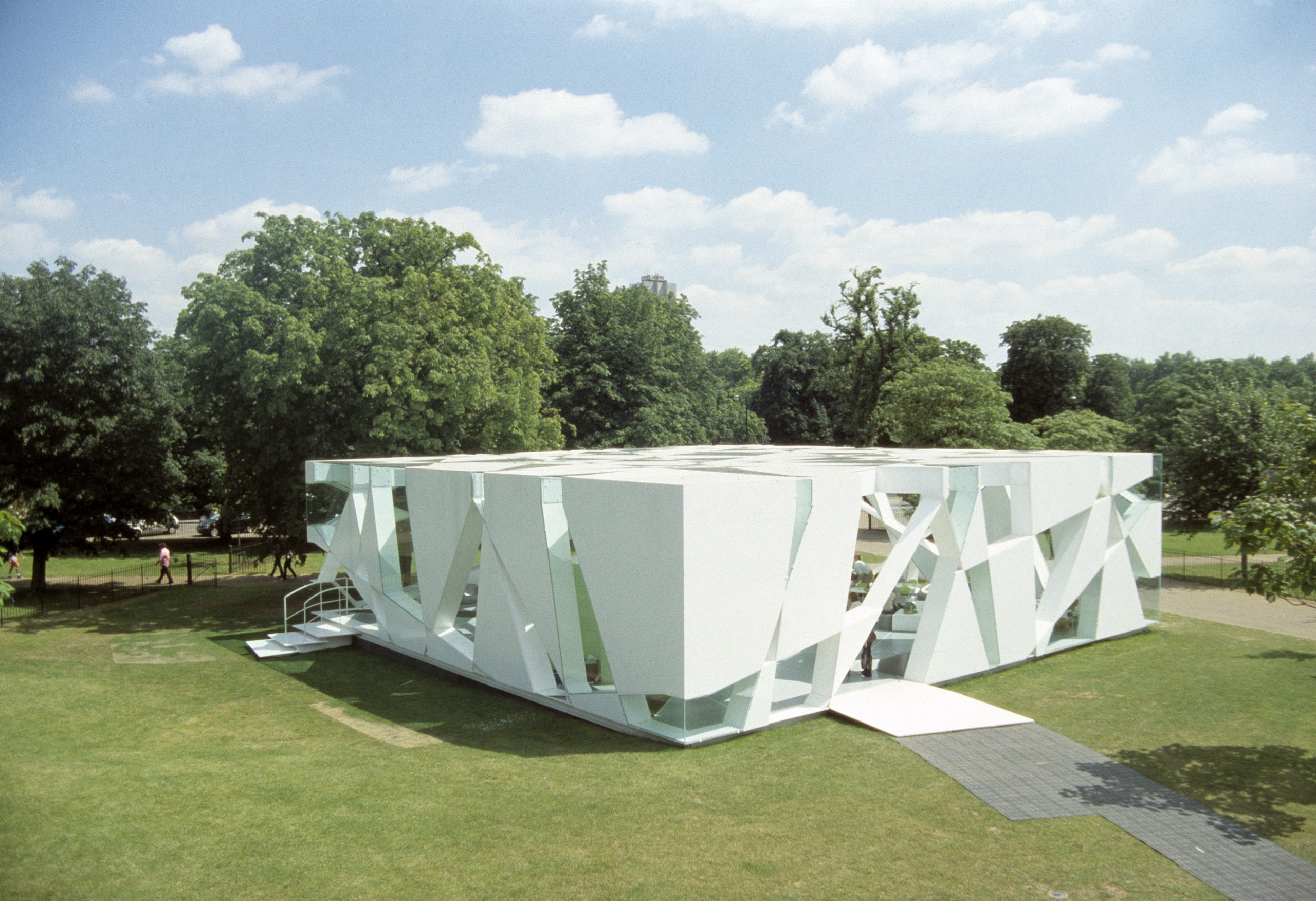 Serpentine Pavilion 2002 Toyo Ito Cecil Balmond